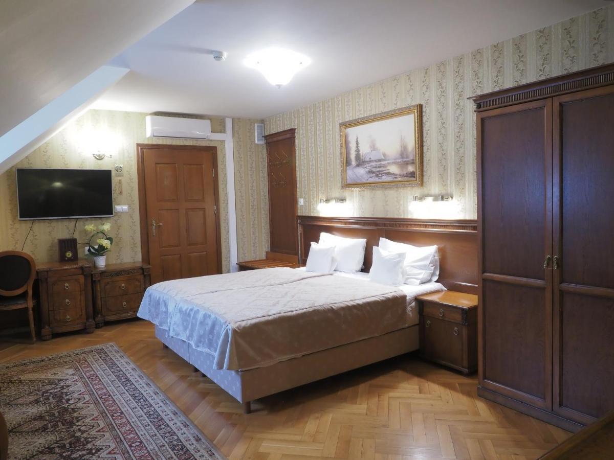Hotel Sarmata Zespol Dworski Sandomierz Ngoại thất bức ảnh