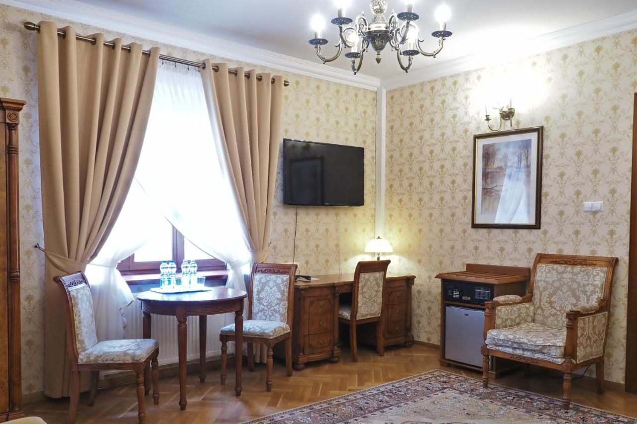 Hotel Sarmata Zespol Dworski Sandomierz Ngoại thất bức ảnh